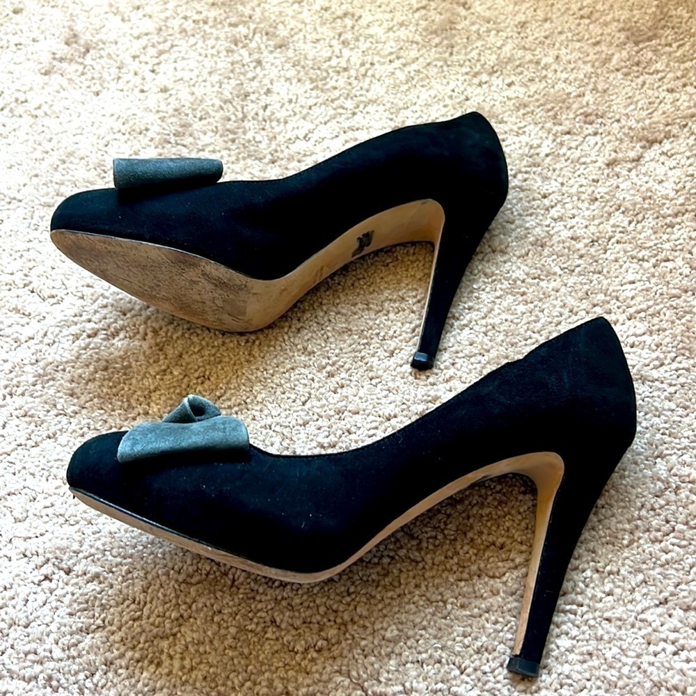 Butter suede Italian stiletto shoes